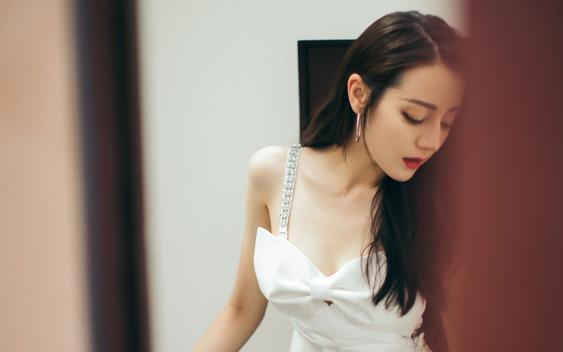 切尔西前场站位灵活增强进攻宽度,切尔西右前卫