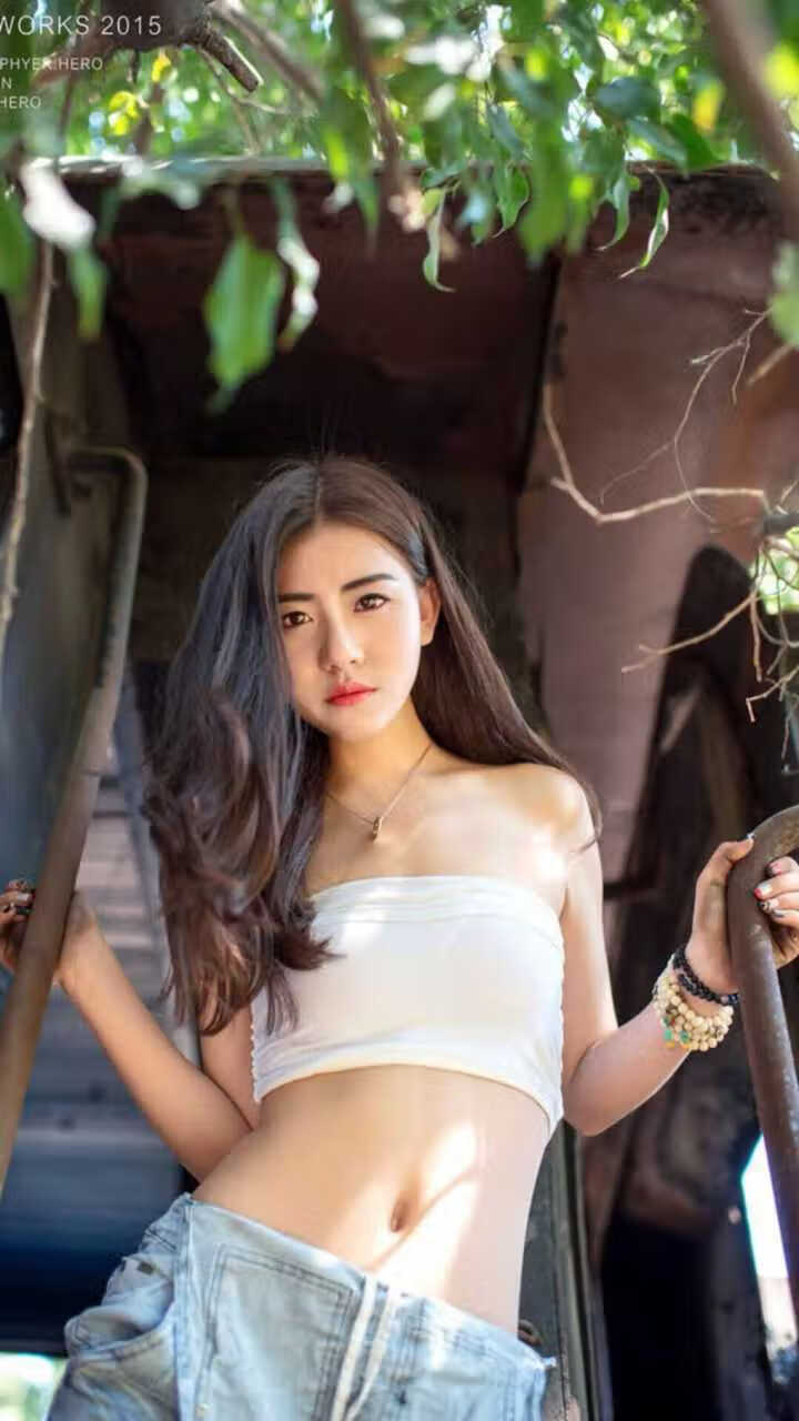 Leyu Sport下载-中学篮球加强篮球基本功训练提升学生技术水平，中学篮球基础训练