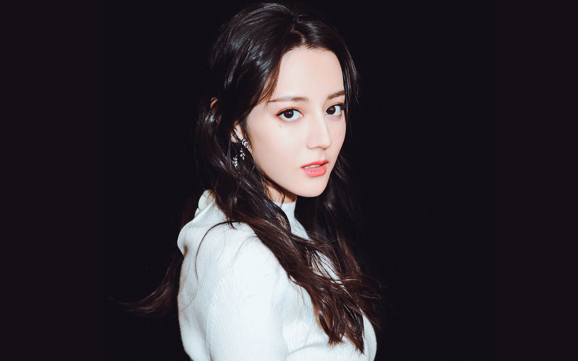 乐鱼电竞在线平台-德甲火力全开：攻势雷霆万钧！，德甲对抗