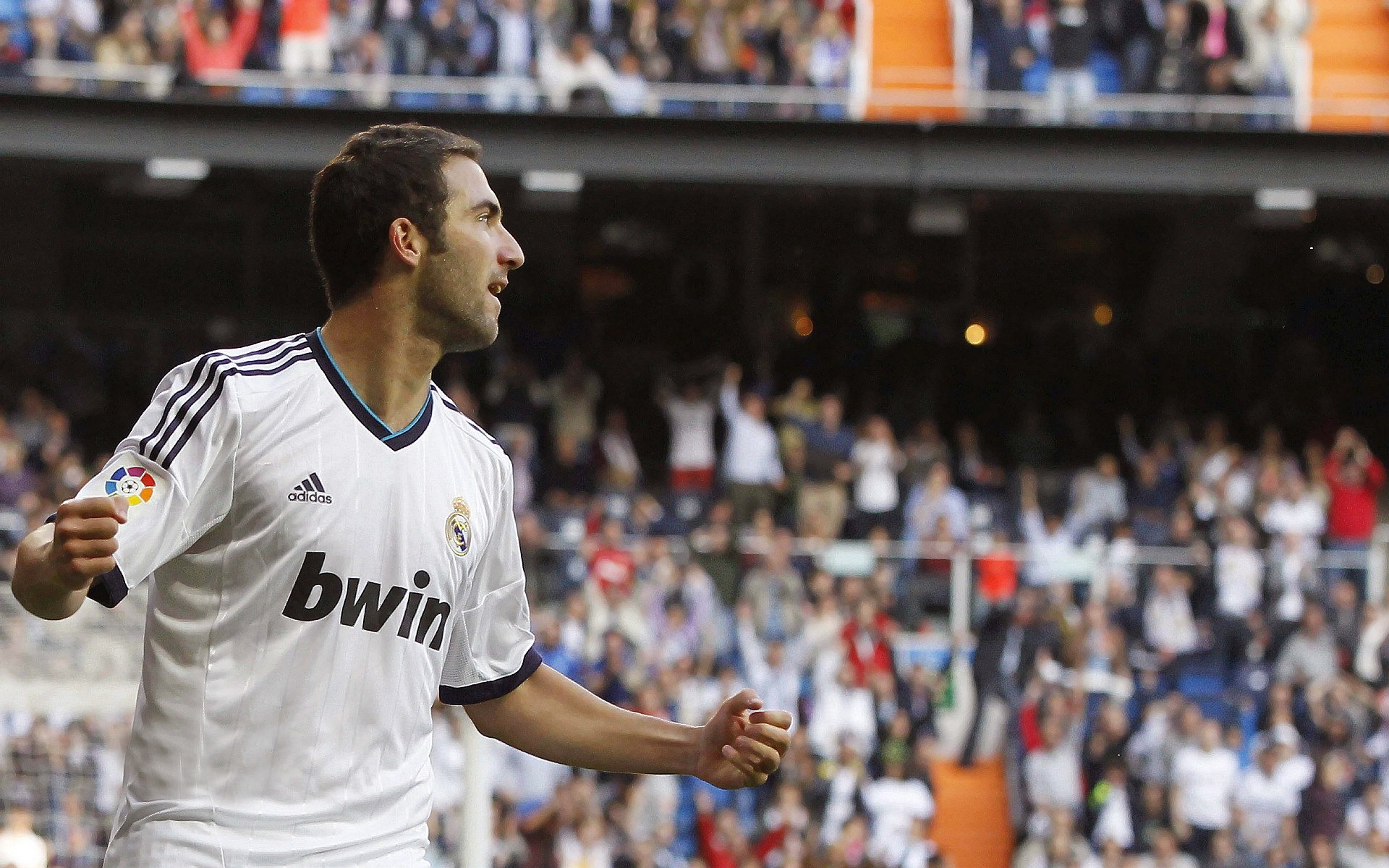 全场最疯狂瞬间，全场最疯狂瞬间是什么歌